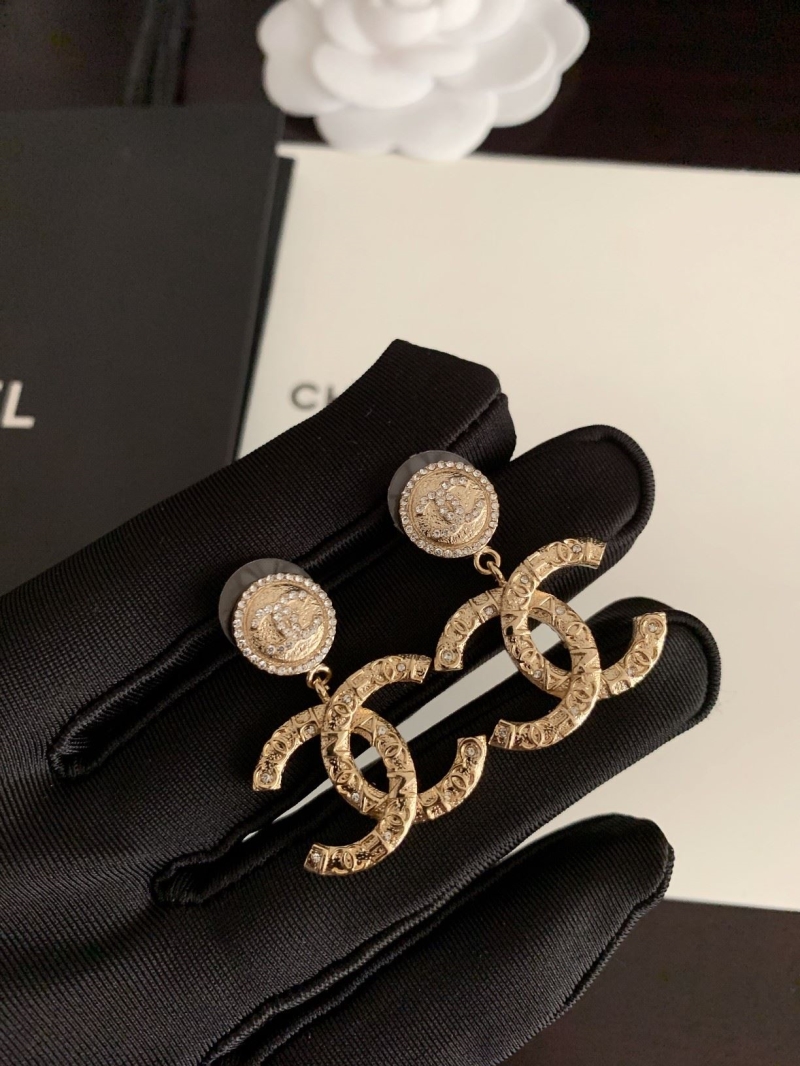 Ch**el earrings
